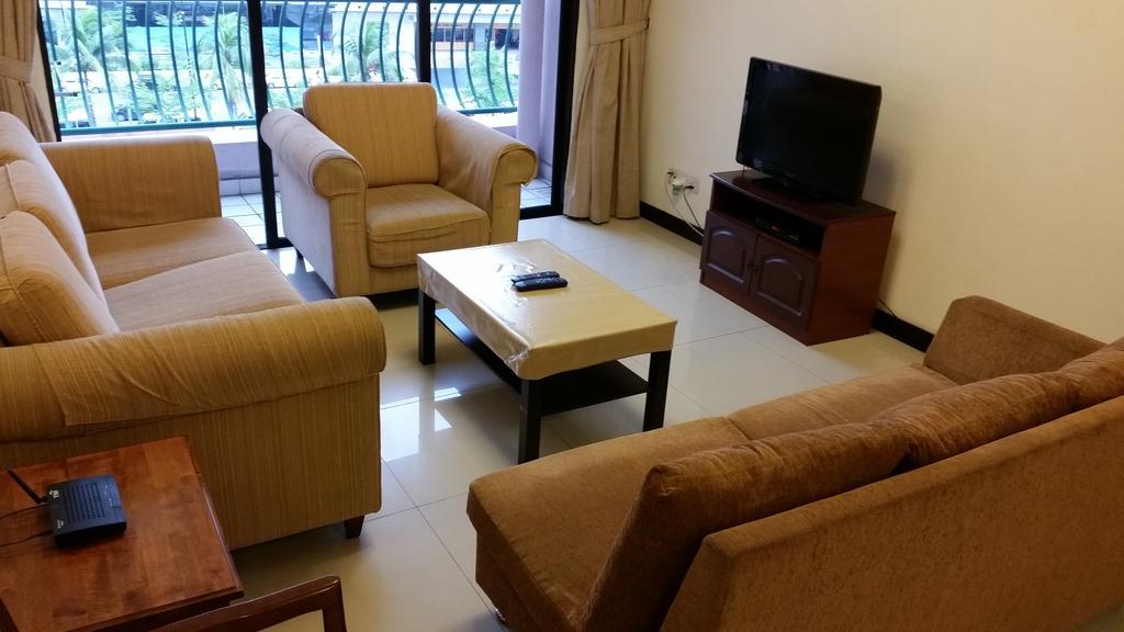 Marina Court Kota Kinabalu- Bigger Group Stay Together- 6 Bedroom Apartments Quarto foto