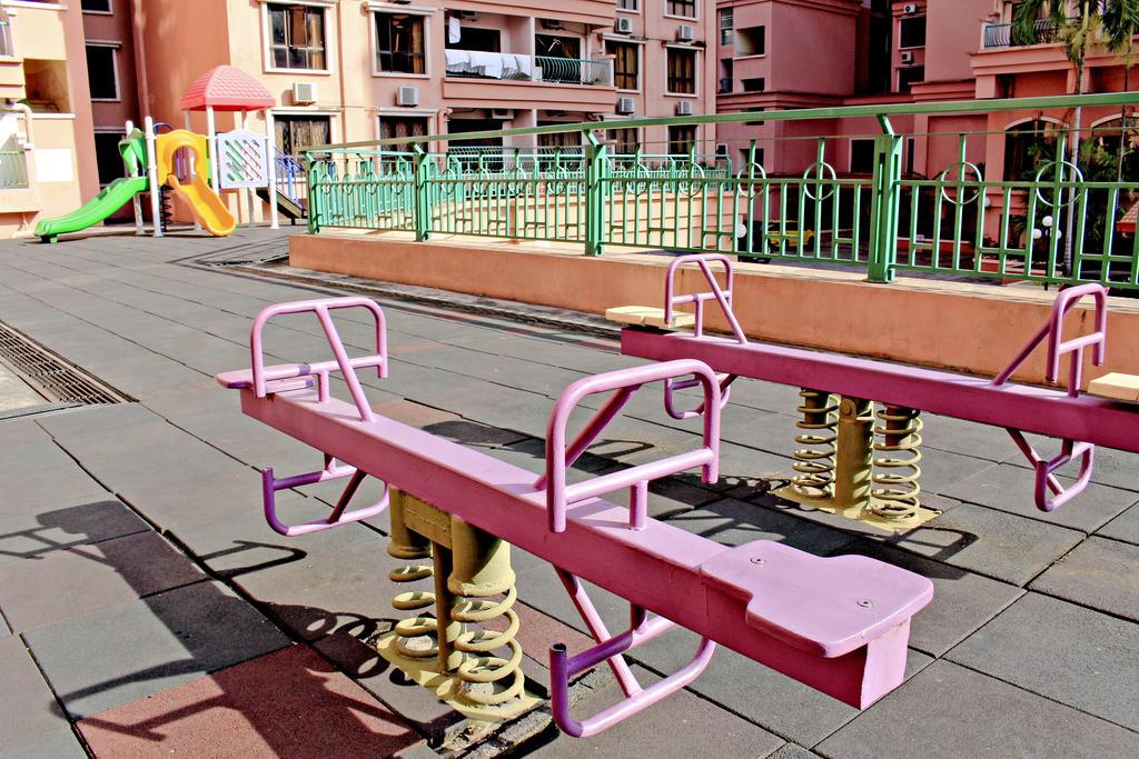 Marina Court Kota Kinabalu- Bigger Group Stay Together- 6 Bedroom Apartments Exterior foto