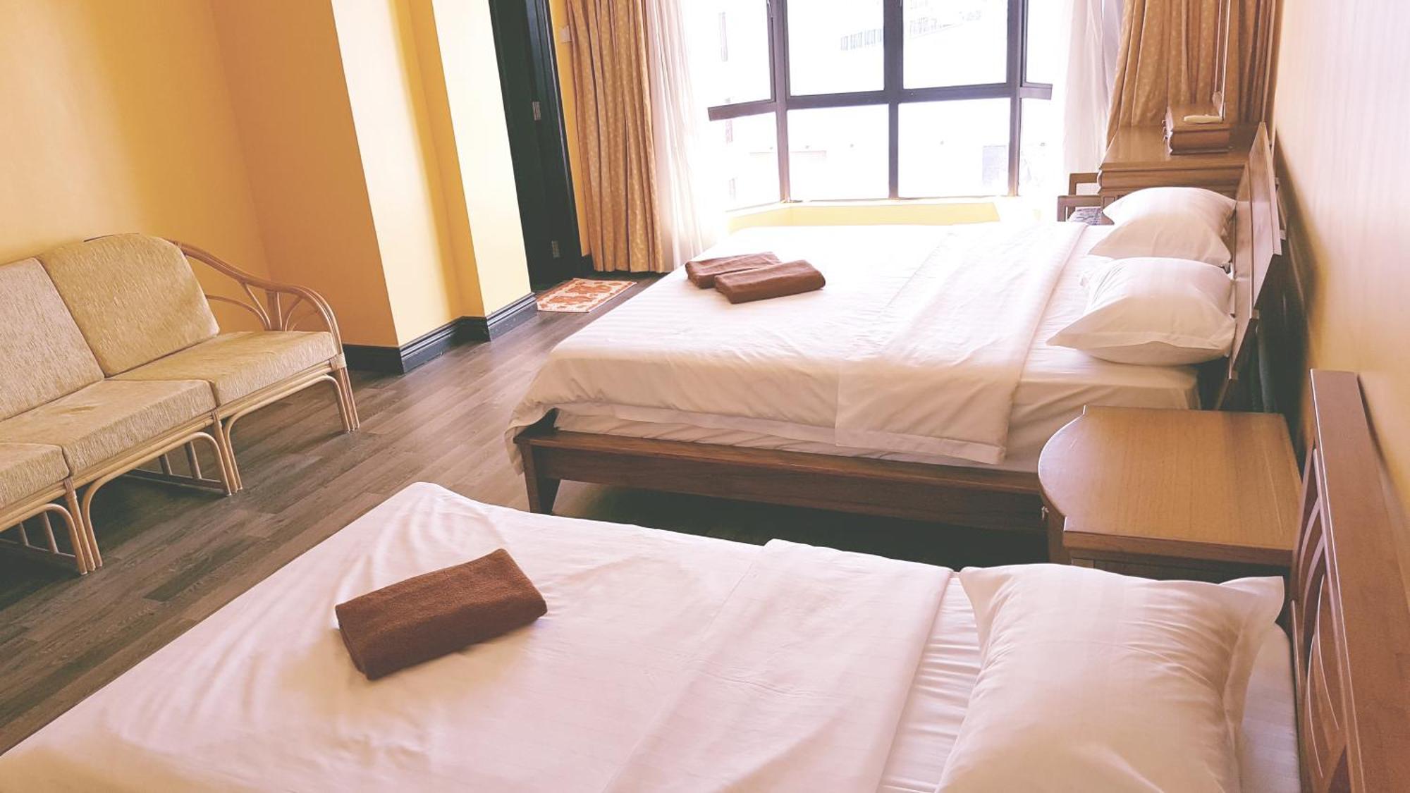 Marina Court Kota Kinabalu- Bigger Group Stay Together- 6 Bedroom Apartments Exterior foto