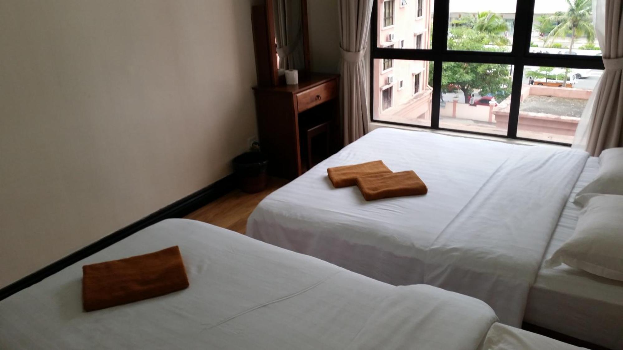 Marina Court Kota Kinabalu- Bigger Group Stay Together- 6 Bedroom Apartments Exterior foto